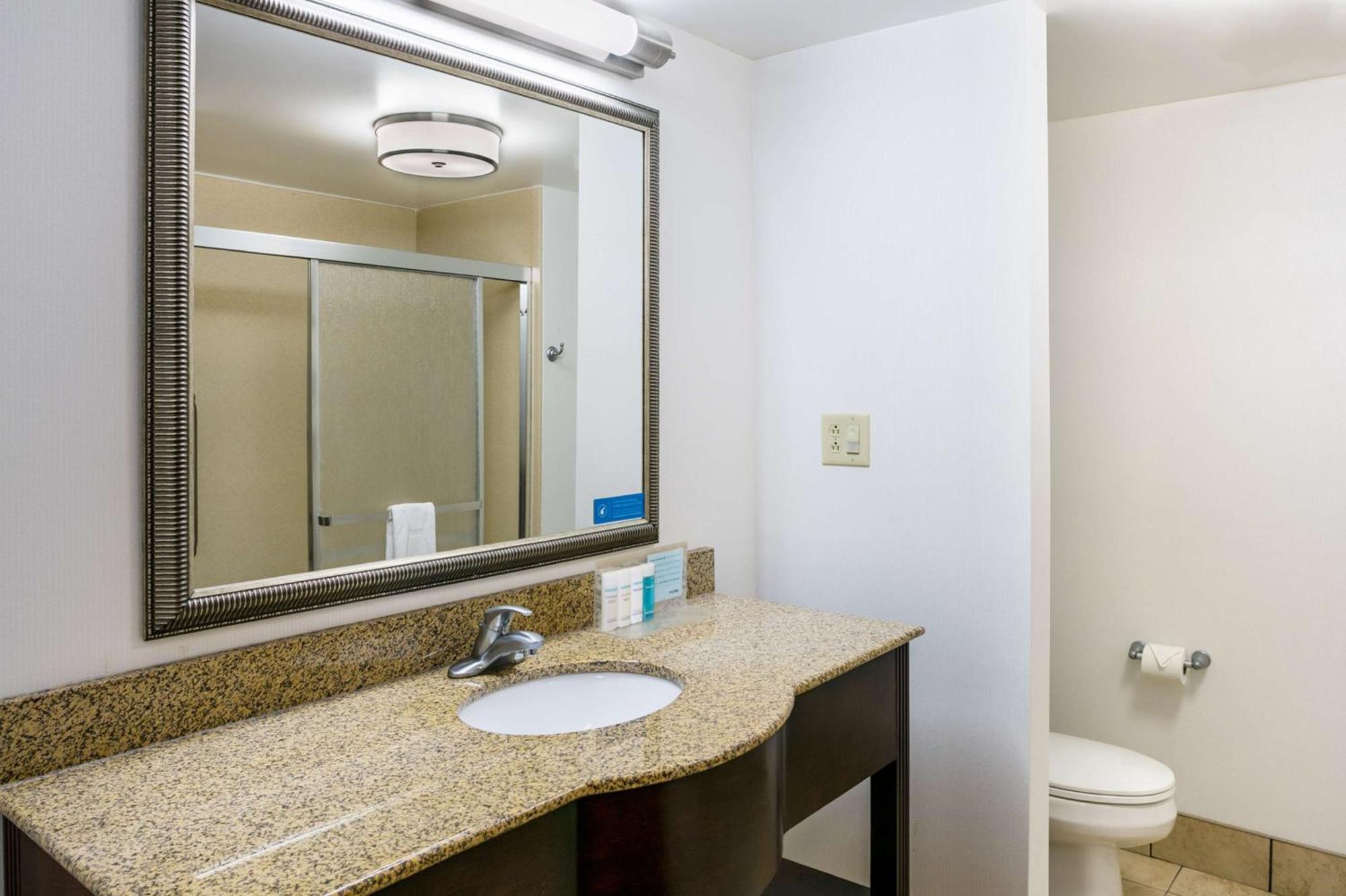 Hampton Inn & Suites Toledo-Perrysburg Rossford Kültér fotó
