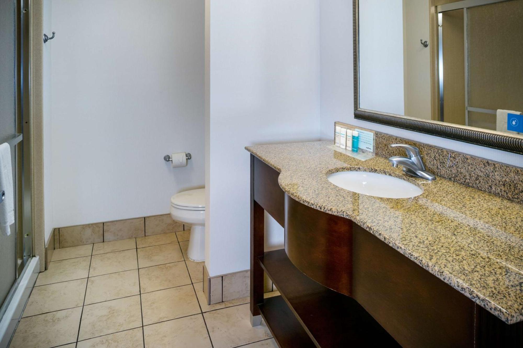 Hampton Inn & Suites Toledo-Perrysburg Rossford Kültér fotó