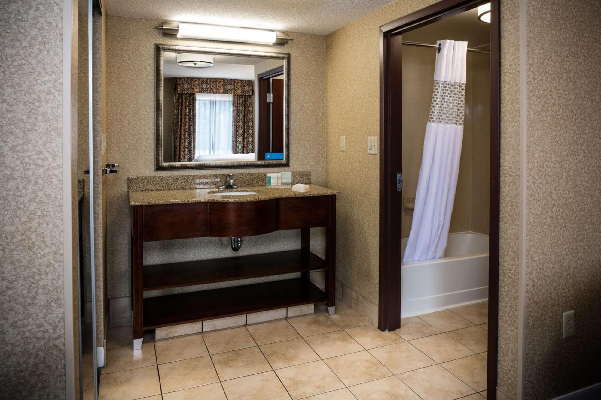Hampton Inn & Suites Toledo-Perrysburg Rossford Kültér fotó