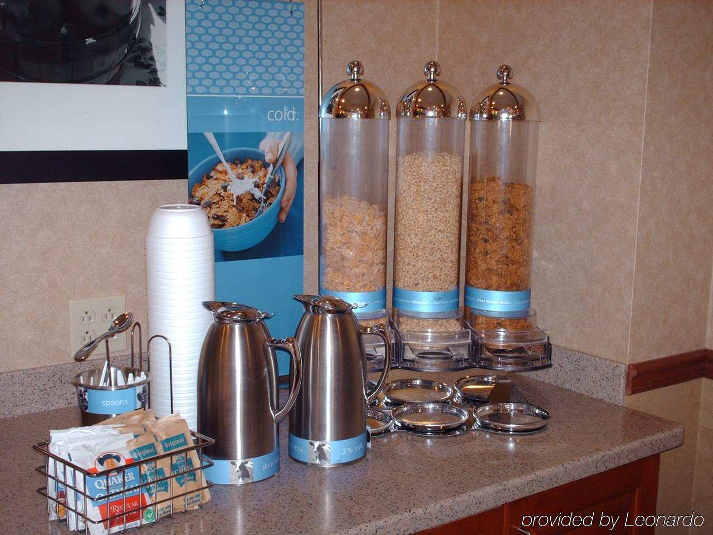 Hampton Inn & Suites Toledo-Perrysburg Rossford Étterem fotó