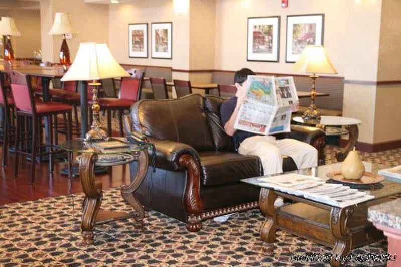 Hampton Inn & Suites Toledo-Perrysburg Rossford Beltér fotó