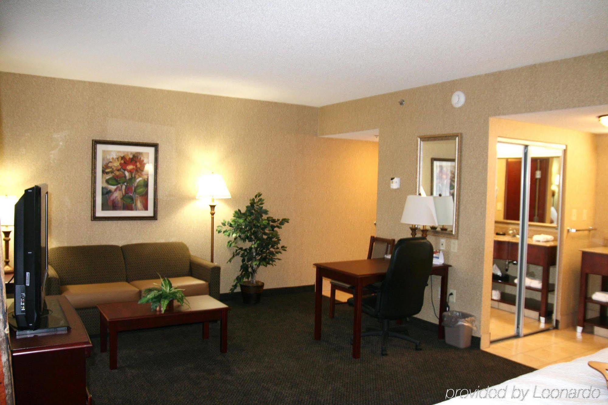 Hampton Inn & Suites Toledo-Perrysburg Rossford Szoba fotó